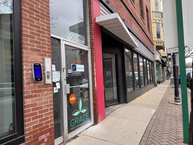 More Photos Of 101-107 N Oak Park Ave, Oak Park General Retail For Sale