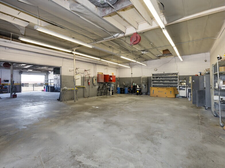 Primary Photo Of , El Segundo General Retail For Sale