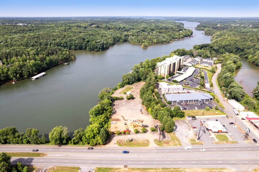 More Photos Of 4403 Clemson Blvd, Anderson Land For Lease