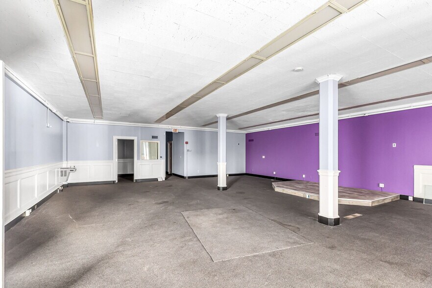 More Photos Of 223 High St, Holyoke Office For Lease