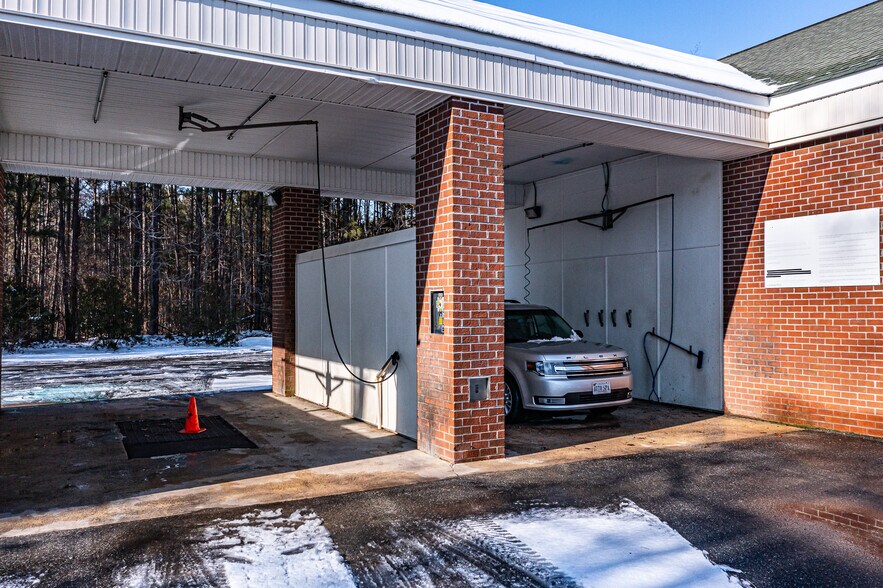 More Photos Of 4088 George Washington Memorial Hwy, Gloucester Carwash For Sale