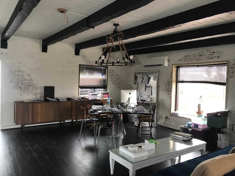 More Photos Of 4851-4853 W Jefferson Blvd, Los Angeles Loft Creative Space For Sale