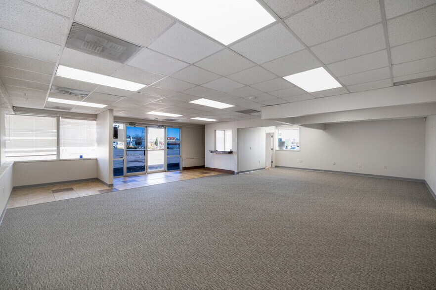 More Photos Of 1222 N Academy Blvd, Colorado Springs Auto Dealership For Sale