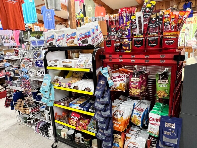 More Photos Of 29209 County Road 407, Newberry Lodge Meeting Hall For Sale