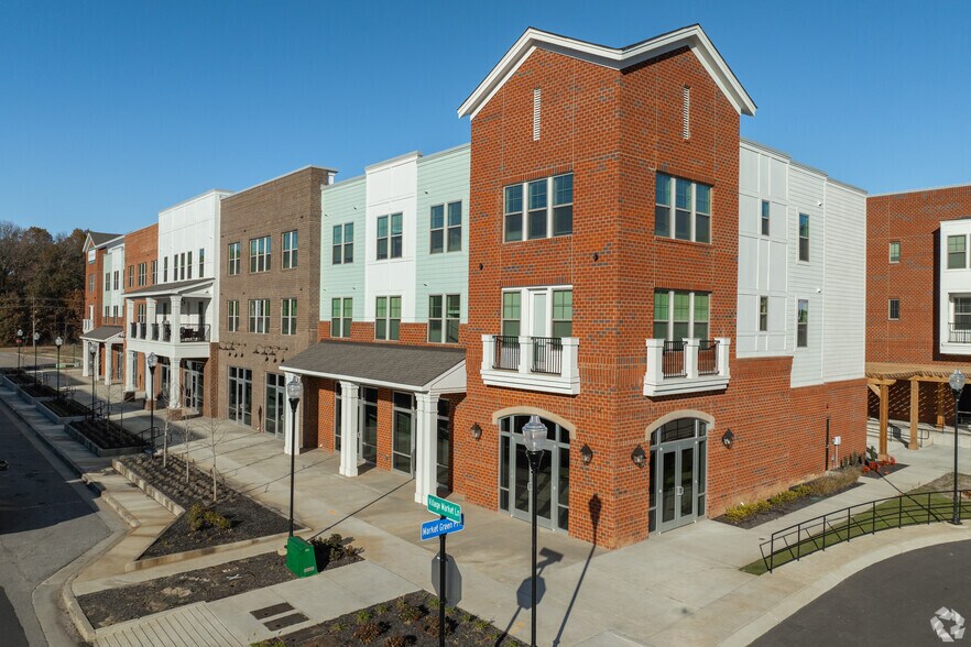 More Photos Of 4815 Market Green Pl W, Lakeland Apartments For Sale
