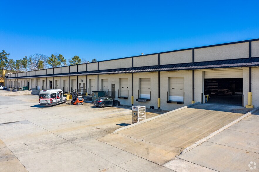 More Photos Of 5390 E Ponce de Leon Ave, Stone Mountain Warehouse For Lease