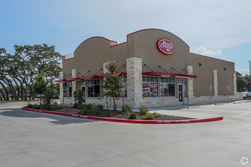 More Photos Of 1550 River Rd, Boerne Fast Food For Sale