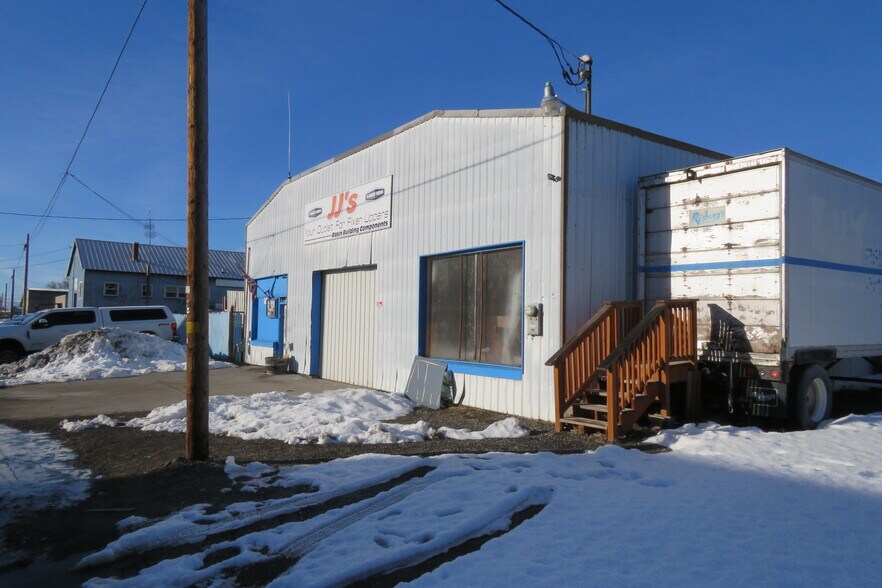 More Photos Of 534 Market St, Klamath Falls Industrial For Sale
