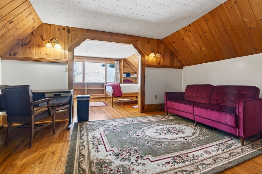 More Photos Of 66 Duttonsville School dr, Cavendish Specialty For Sale