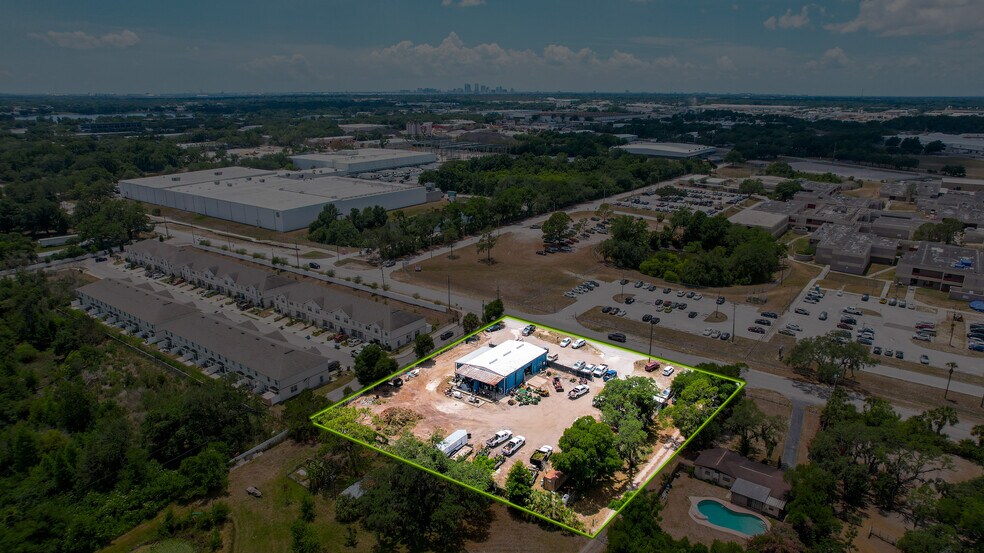 More Photos Of 6509 Orient Rd, Tampa Warehouse For Lease