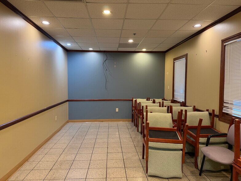 More Photos Of 6000 Joe Frank Harris Pky NW, Adairsville Healthcare For Lease