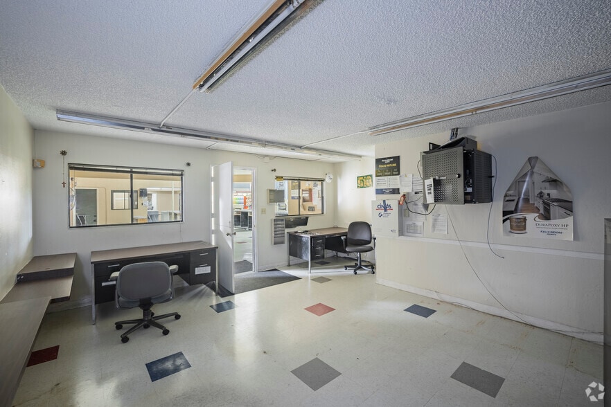 More Photos Of 4917 International Blvd, Oakland Freestanding For Sale