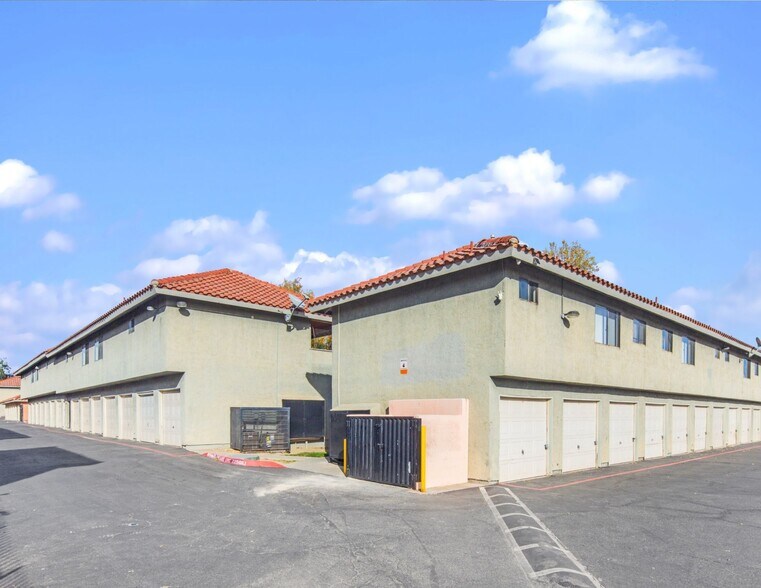 More Photos Of 1531 W Rialto Ave, Fontana Apartments For Sale