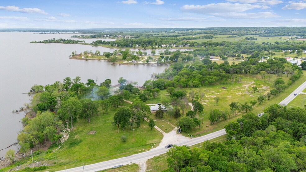 More Photos Of 25421 US-59, Grove Land For Sale
