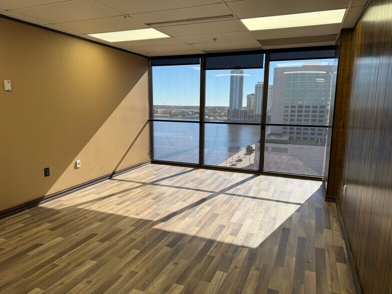 More Photos Of 233 E Bay St, Jacksonville Loft Creative Space For Lease