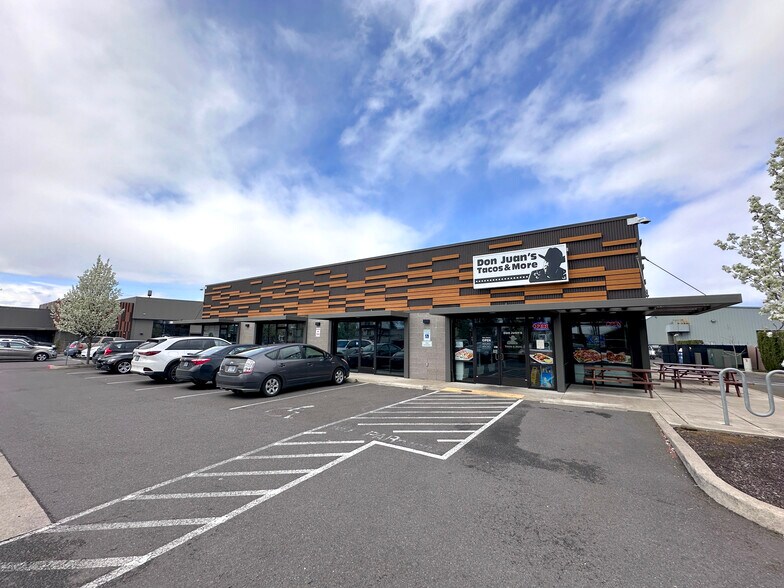 More Photos Of 1805 Silverton Rd NE, Salem Freestanding For Lease