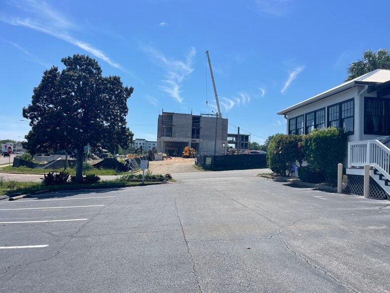 More Photos Of 905 E Gregory St, Pensacola Restaurant For Sale