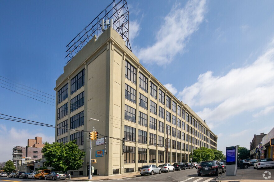 Primary Photo Of 36-36 33rd St, Long Island City Coworking Space