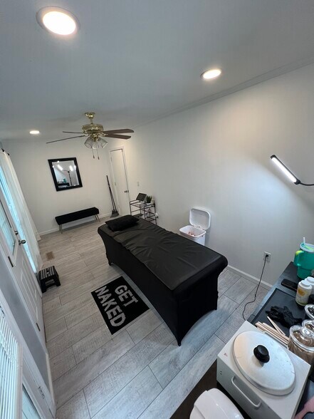 More Photos Of 4936 E 73rd St, Tulsa Office For Lease