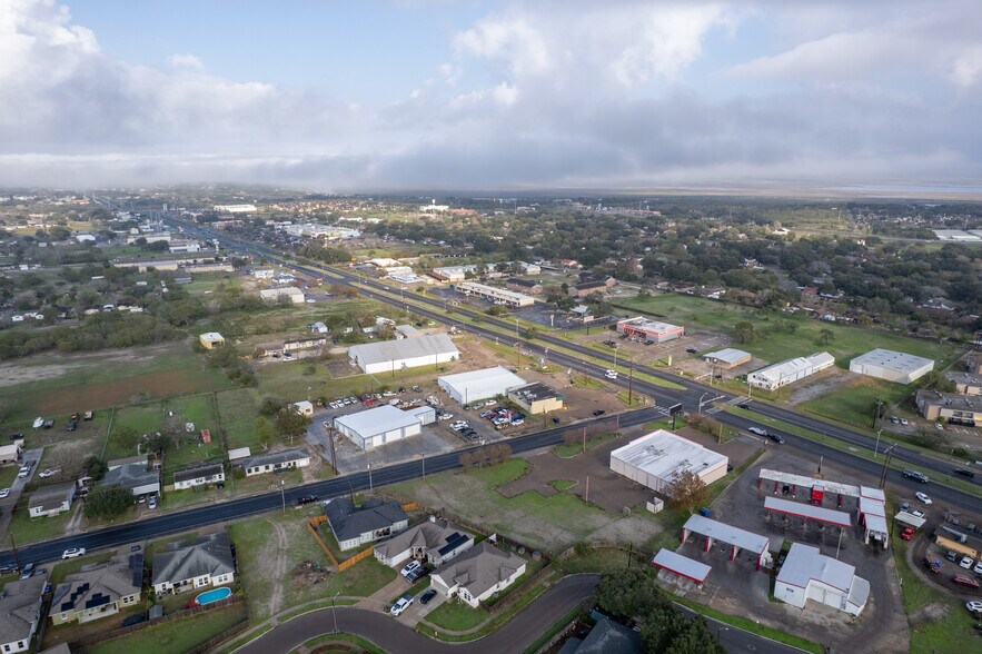 More Photos Of 10765 Leopard St, Corpus Christi Freestanding For Sale