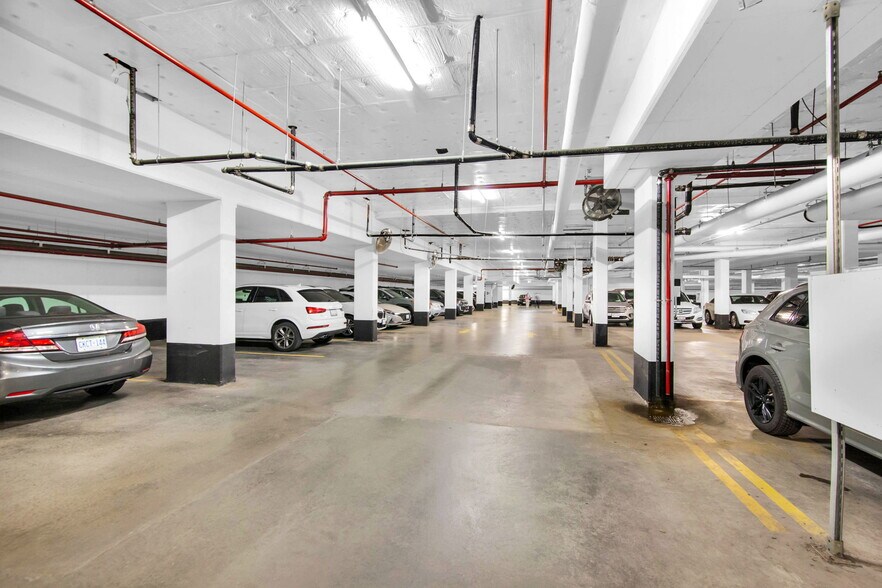 More Photos Of 1275 Finch Av W, Toronto Office For Sale