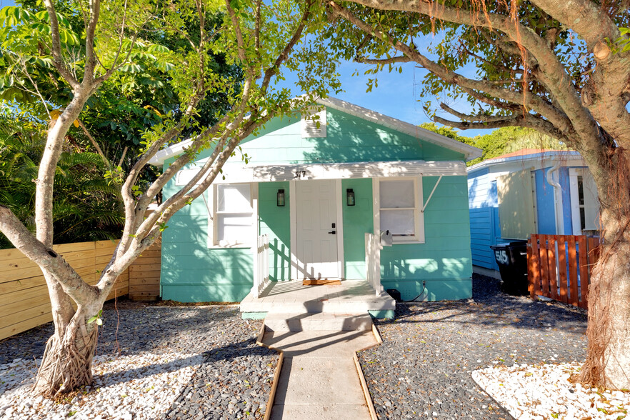 Primary Photo Of 517 S J St, Lake Worth Beach Apartments For Sale