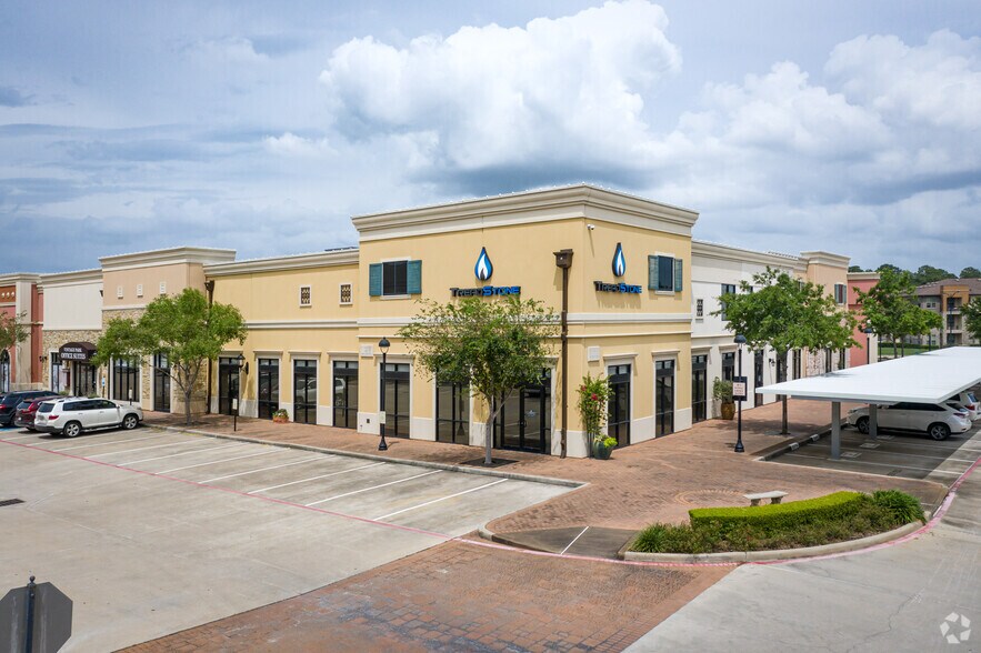 More Photos Of 10919-10927 Louetta Rd, Houston Unknown For Lease