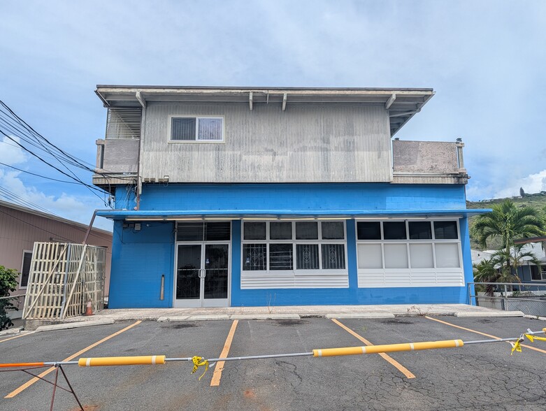 More Photos Of 1638 10th Ave, Honolulu Storefront Retail Office For Sale
