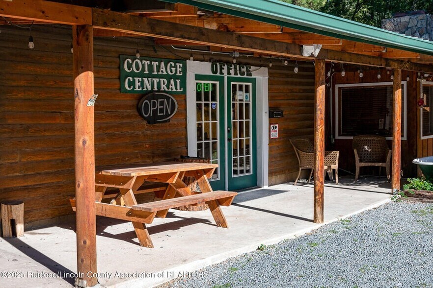 More Photos Of 616 Sudderth Dr, Ruidoso General Retail For Sale