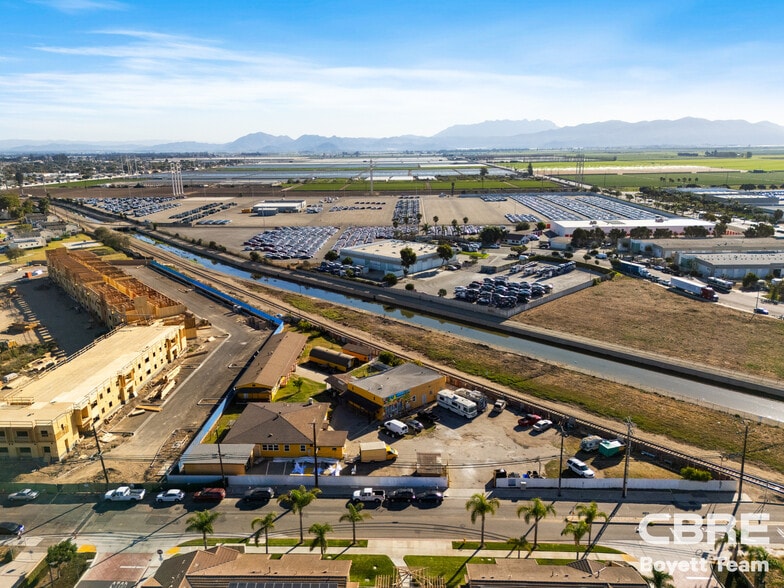 More Photos Of 5690 Cypress Rd, Oxnard Apartments For Sale