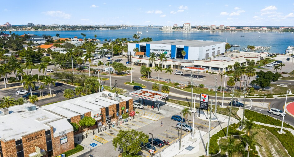 Primary Photo Of 150 Pinellas Bayway S, Saint Petersburg Convenience Store For Sale