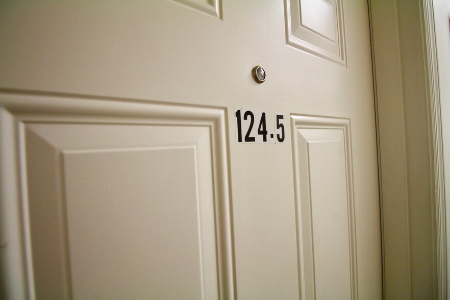 More Photos Of 122-126 Main St, Hackettstown Apartments For Lease
