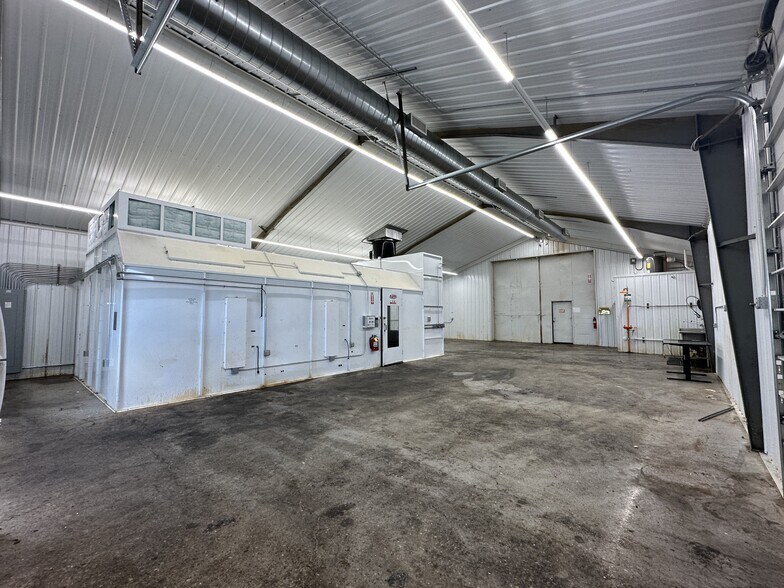 More Photos Of 18668 B50 Rd, Delta Distribution For Sale