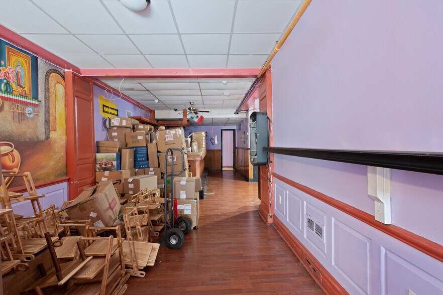 More Photos Of 41 Lafayette Ave, Suffern Restaurant For Sale