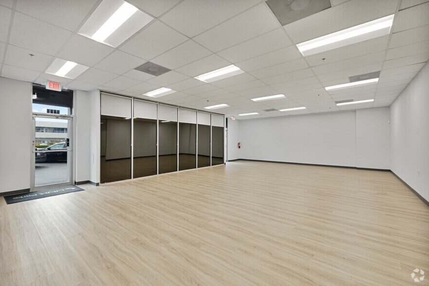 More Photos Of 7212-7282 NW 33rd St, Miami Unknown For Lease