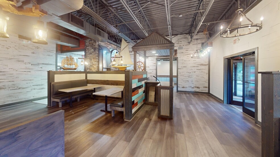 More Photos Of 3260 S Stratford Rd, Winston-Salem Restaurant For Sale