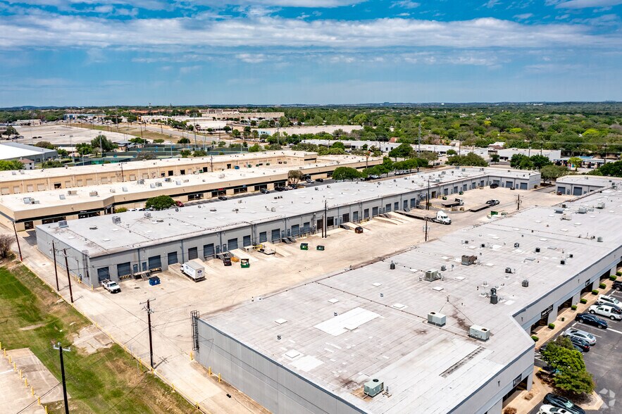 More Photos Of 11803-11889 Starcrest Dr, San Antonio Light Manufacturing For Lease