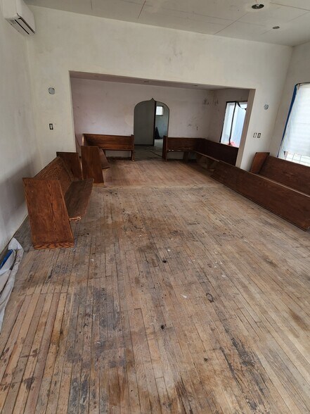 More Photos Of 333 Brinton ave, Trafford General Retail For Lease