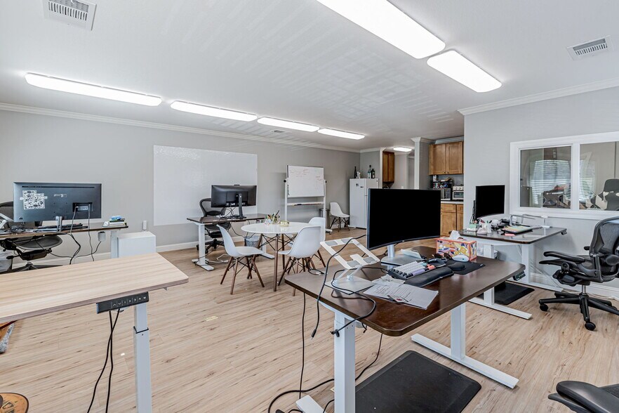 More Photos Of 1217 Park Ave, San Jose Office For Sale