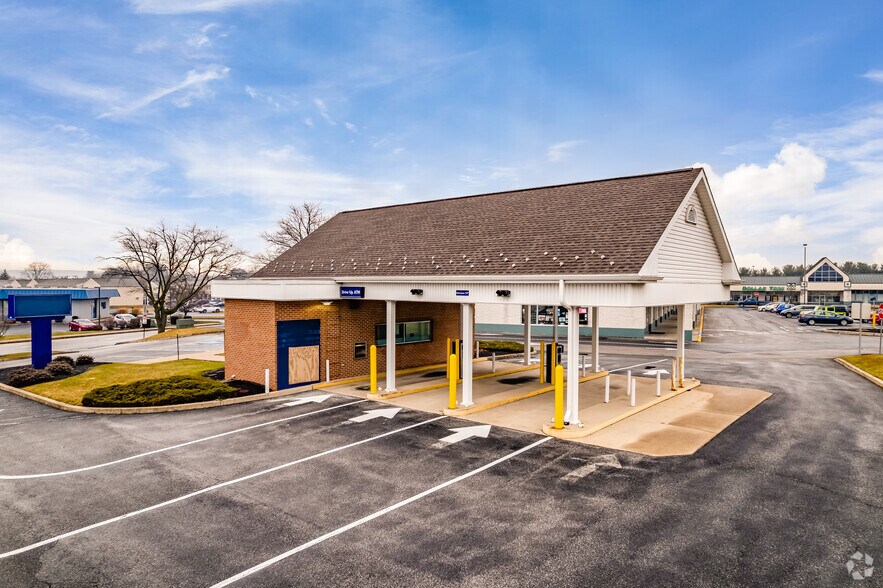 More Photos Of 975 Wayne Ave, Chambersburg Unknown For Lease