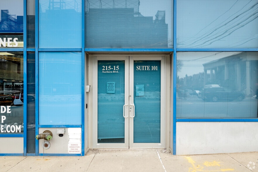 More Photos Of 215-15 Northern Blvd, Bayside Storefront Retail Office For Lease
