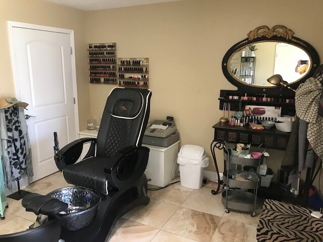 More Photos Of 3844-3848 Killearn Ct, Tallahassee Storefront Retail Office For Sale