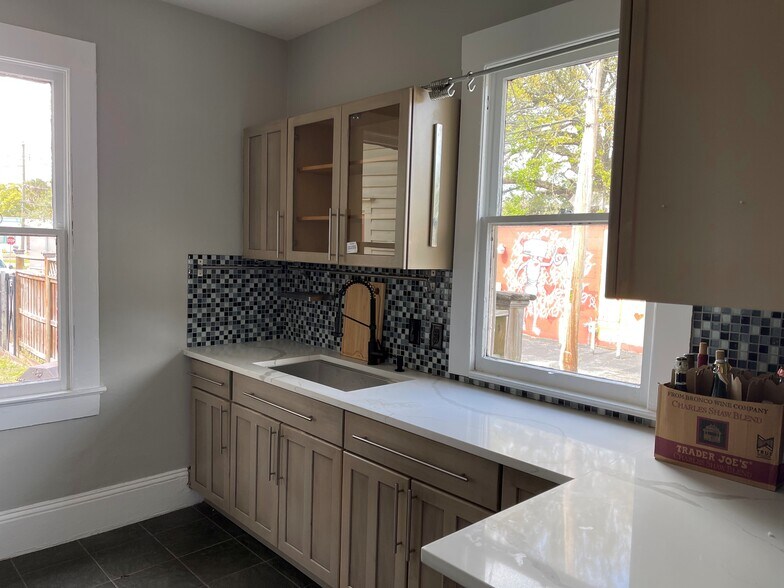 More Photos Of 2795 Park St, Jacksonville Medical For Lease