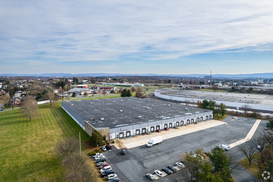 More Photos Of 6736 Tilghman St, Allentown Warehouse For Lease