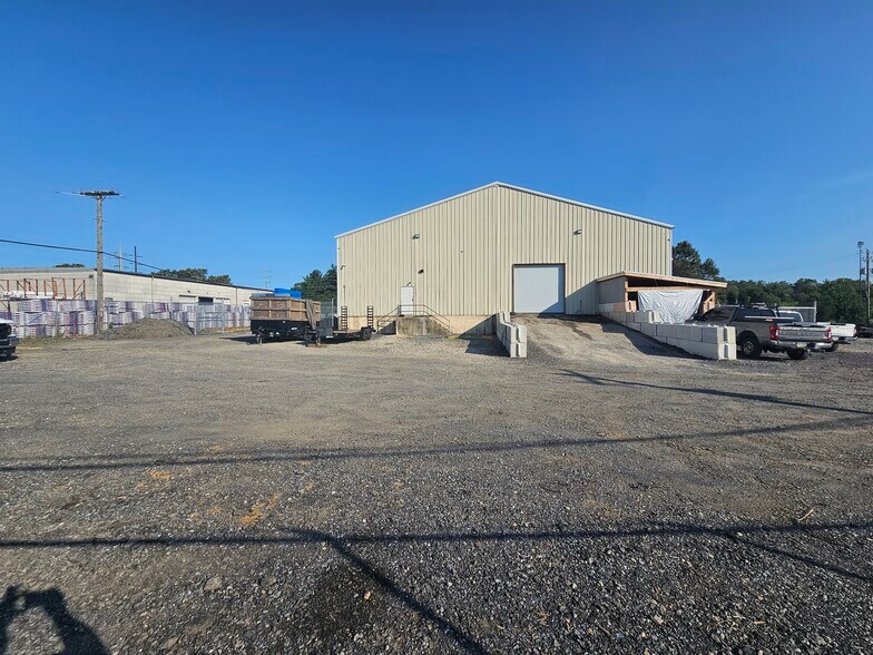 More Photos Of 808 N Ellsworth St, Allentown Warehouse For Sale