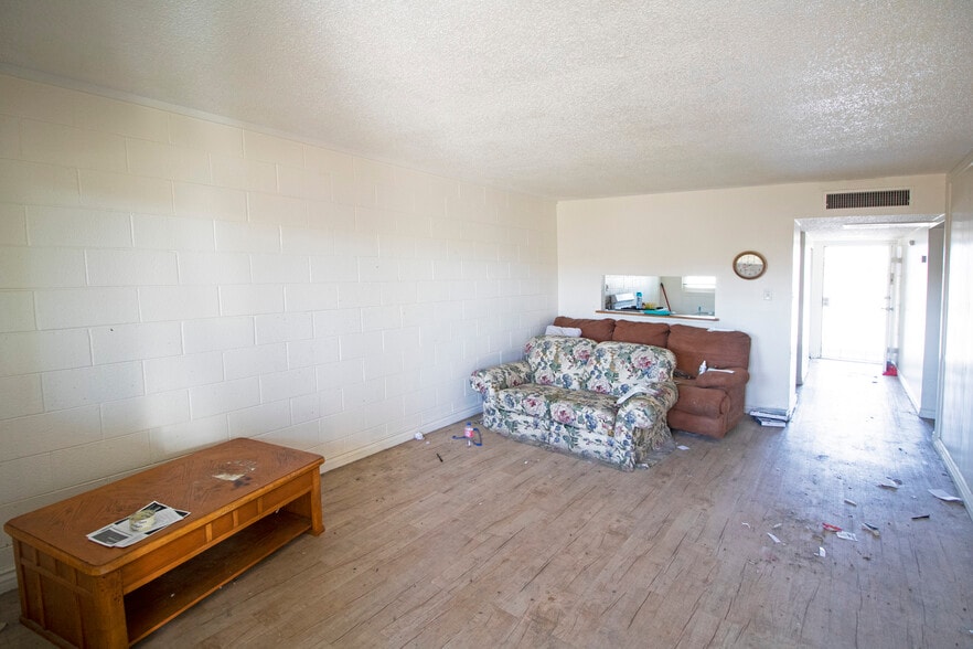 More Photos Of 5286 E Tropicana Ave, Las Vegas Apartments For Sale
