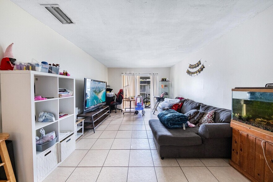 More Photos Of 2221 NW 58th Ave, Lauderhill Apartments For Sale