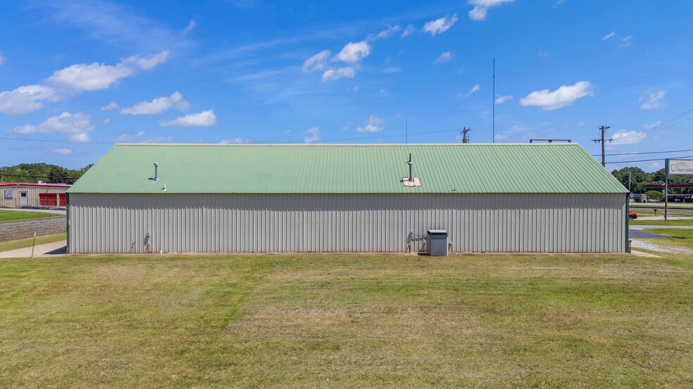 More Photos Of 26400 E 111th St S, Coweta Flex For Sale