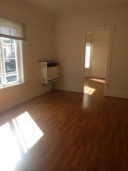 More Photos Of 3227-3231 Telegraph Ave, Oakland Apartments For Sale