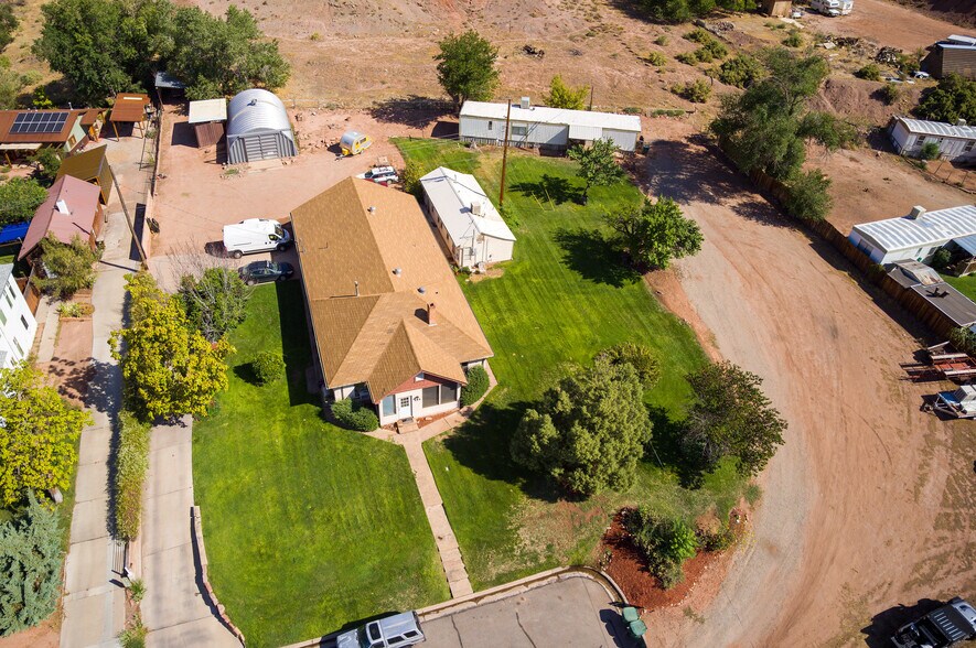 More Photos Of 195 E 200 N, Moab Specialty For Sale